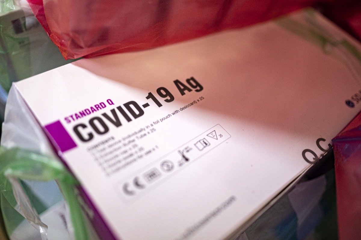 Caja de prueba rápida de antígeno