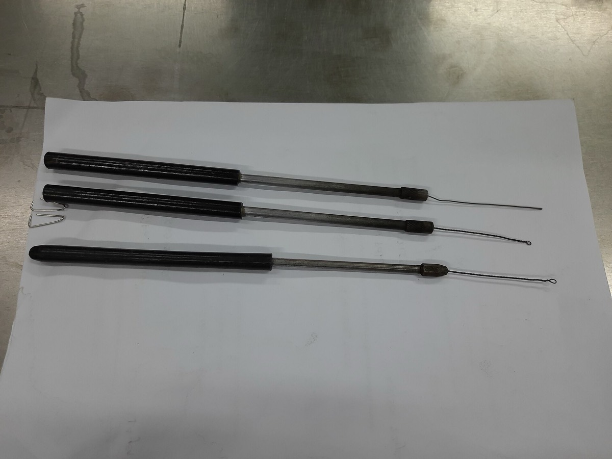 Asas de siembra calibradas y aguja de inoculación